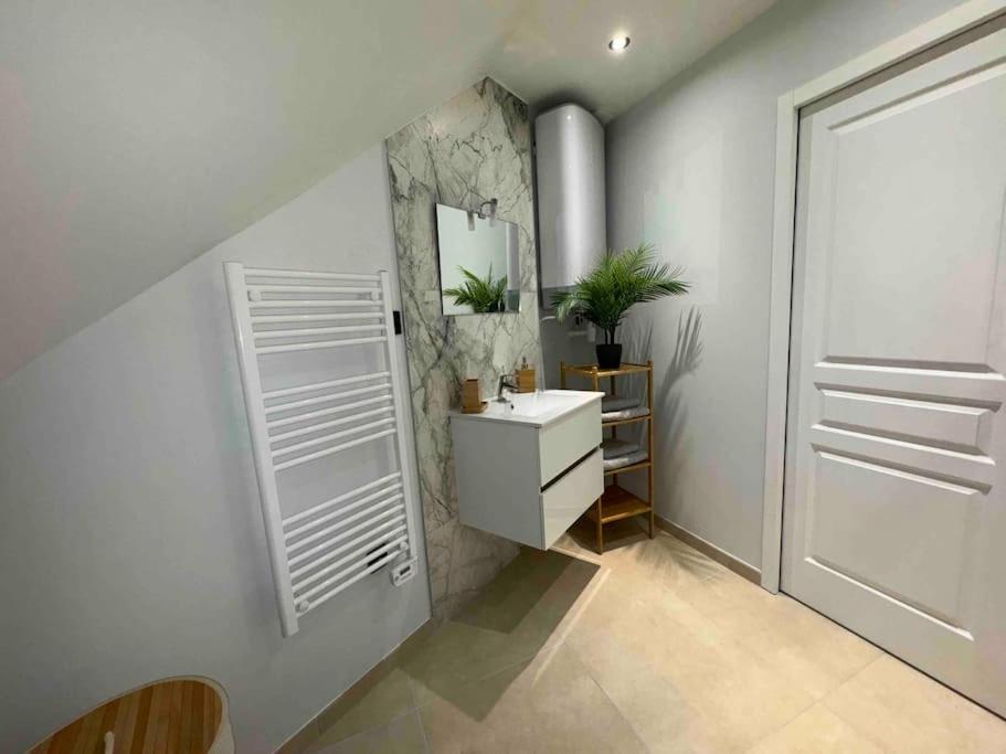 Appart Cosy 5Min Roissy Cdg Le Mesnil-Amelot Exterior photo